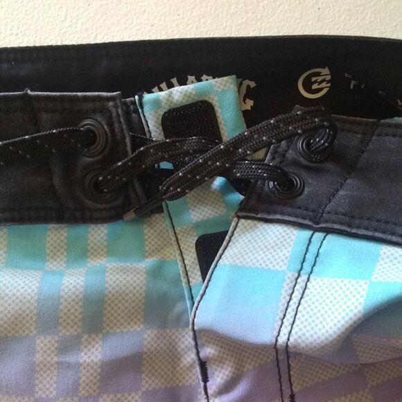 Billabong Mens Boys Board Surf Swim Shorts ~ 24" Waist ~ Worn Once! - Picture 6 of 13